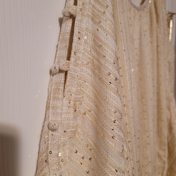 NWT free people Tunic Ivory with Gold Sequins and Long Sleeves Size Small - Picture 5 of 5